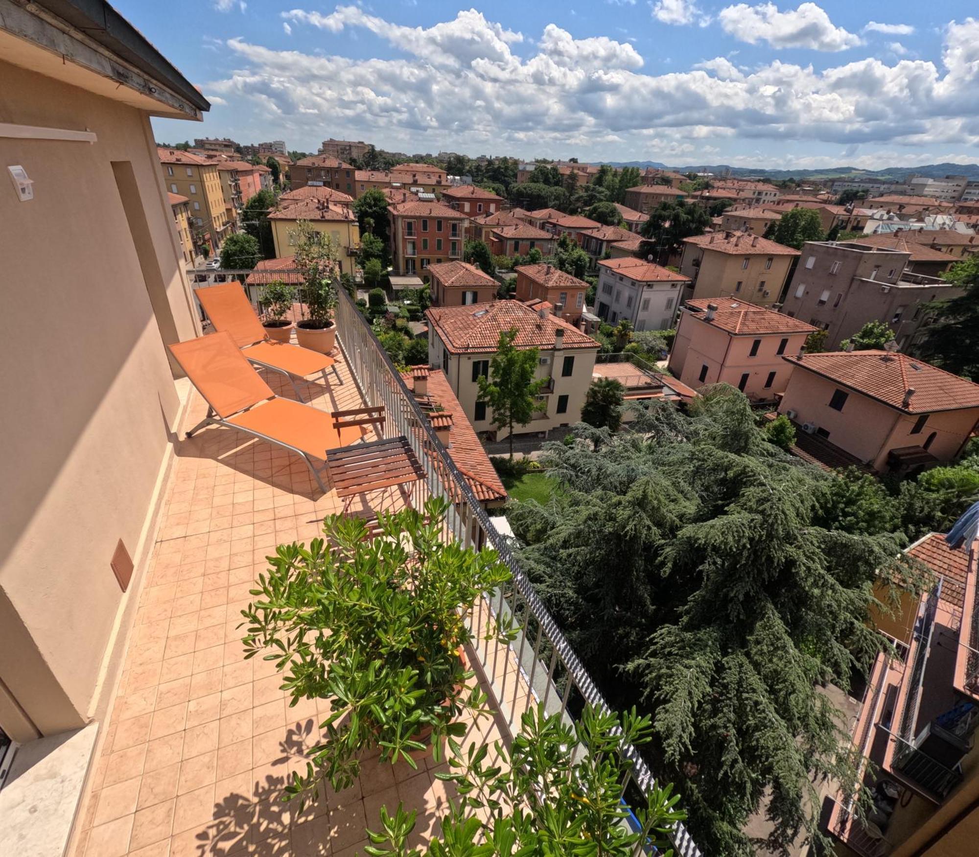 Bellavista Panoramic Terrace Appartamento Con Terrazza Zona Sant Orsola Bologna Esterno foto